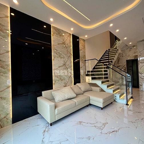 CẦN BÁN NHÀ 3 TẦNG KIỆT HOÀNG VĂN THÁI HIỆN ĐẠI OTO VÀO TẬN NƠI