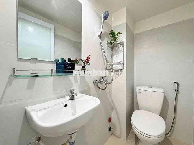 TRỐNG SẴN CĂN HỘ DUPLEX FULL NỘI THẤT GẦN ĐH HUFLIT, HOA SEN, UEH
