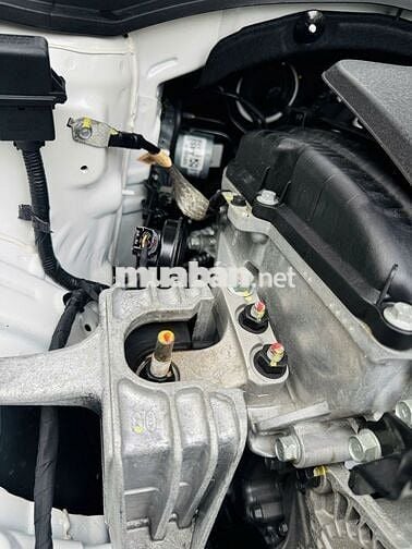 Elantra 2021 2.0 Đặc Biệt Màu Trắng-2vkm