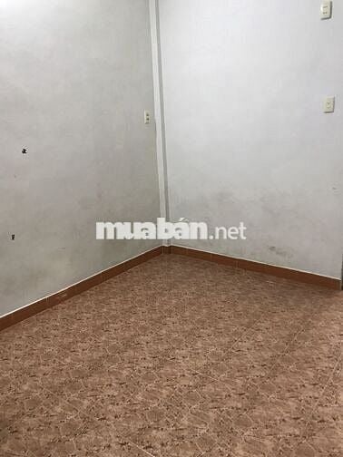 Nhà 1 lầu, 4m x 16m, 2PN,2WC,khu sầm uất, kd buôn bán,hẻm 12m Hậu Giag