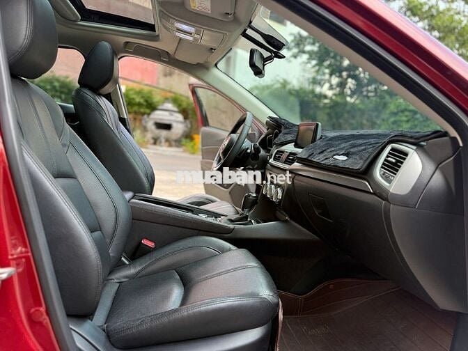 Mazda 3 2017 facelift màu đỏ-7v5
