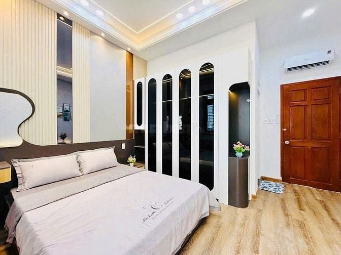 Bán nhà hẻm xe hơi Nguyễn Đình Chiểu P2 Q3 - DT 3.2x13m - 1 trệt 2 lầu