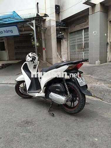 xe Sh 150i 2015 bs 71 khóa smartkey máy êm.