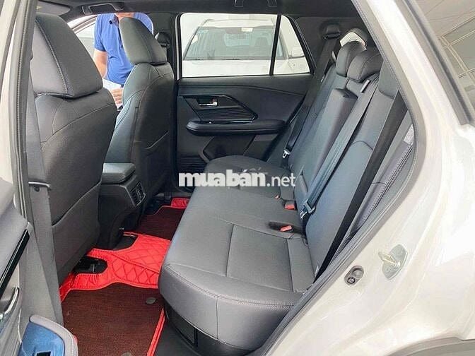 Toyota Yaris Cross 2023 HEV - 8600 km