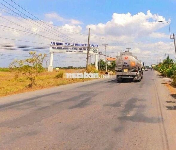 Hàng Vip, 226m2 đất thổ xây trọ KCN An Nhựt Tân, chỉ 1.1 tỷ