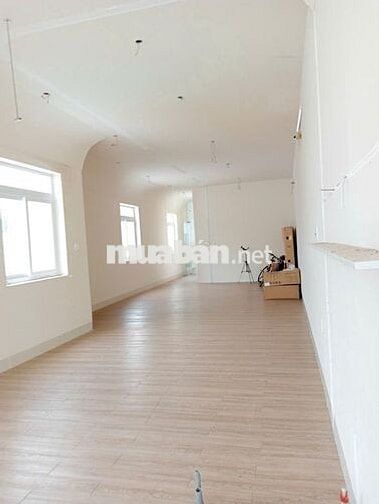 CHO THUÊ NHÀ TRỆT 2 LẦU MẶT TIỀN ĐƯỜNG XÔ VIẾT NGHỆ TĨNH GIÁ 25 TRIỆU