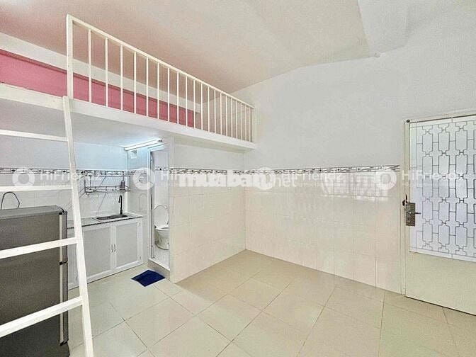 DUPLEX SIÊU BỰ CÓ CỬA SỔ TRỜI+MÁY LẠNH GIÁ SINH VIÊN NGAY NGUYỄN SƠN