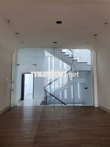 CHO THUÊ NHÀ TRỆT 2 LẦU MẶT TIỀN ĐƯỜNG XÔ VIẾT NGHỆ TĨNH GIÁ 25 TRIỆU