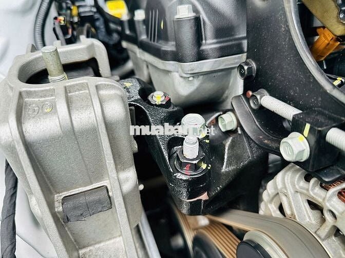 Huyndai Elantra 1.6 AT Tiêu Chuẩn 2023 - 3v8km