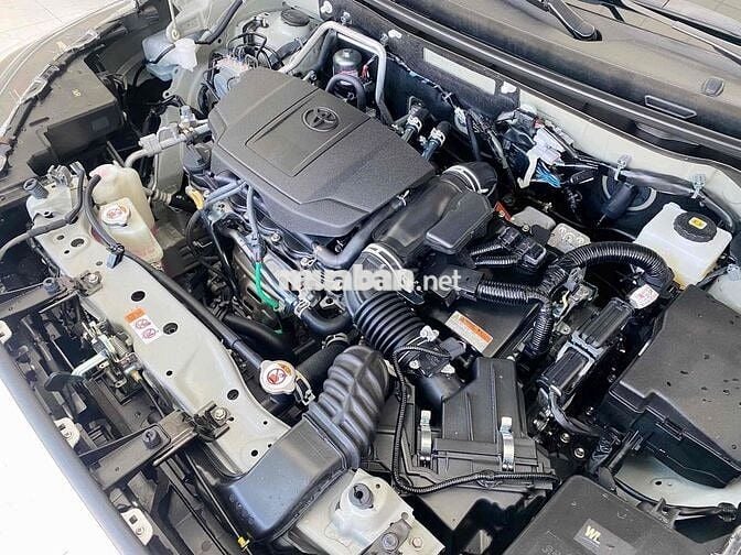Toyota Yaris Cross 2023 HEV - 8600 km