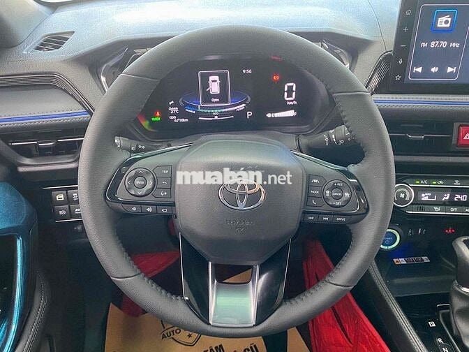 Toyota Yaris Cross 2023 HEV - 8600 km