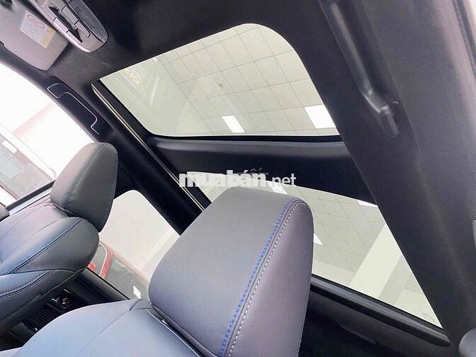 Toyota Yaris Cross 2023 HEV - 8600 km