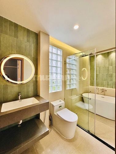 Nhà Trần Quốc Thảo 60m2 hẻm 7m ô tô ngủ trong nhà, full nội thất, SHR