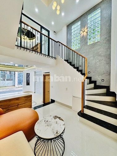 Nhà Trần Quốc Thảo 60m2 hẻm 7m ô tô ngủ trong nhà, full nội thất, SHR
