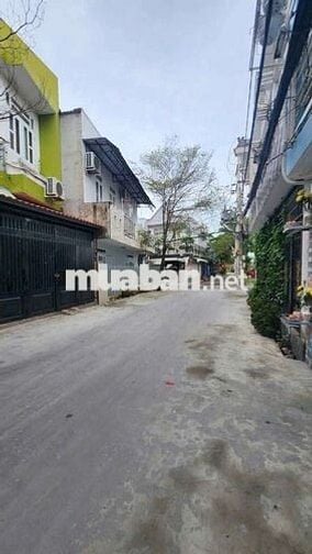 NHÀ 3 LẦU HẺM XE HƠI DSH 2 CĂN CÔNG CHỨNG NHÀ NƯỚC VÔ Ở NGAY