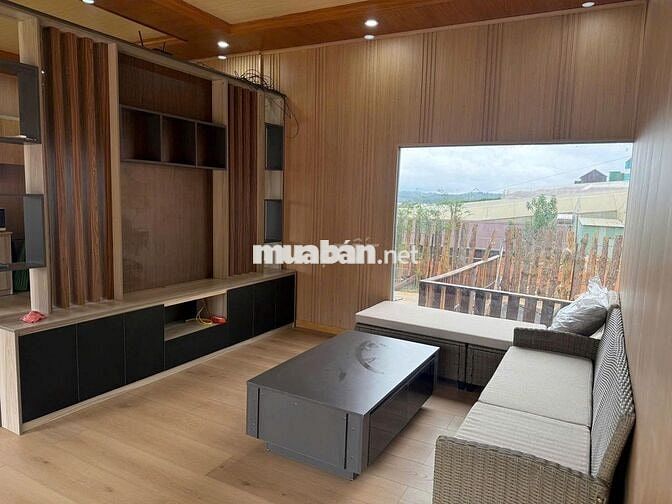 BÁN NHÀ SÂN VƯỜN 841m2 SÂN ĐẬU 5 CHIẾC Ô TÔ SỔ RIÊNG TẠI PHƯỜNG