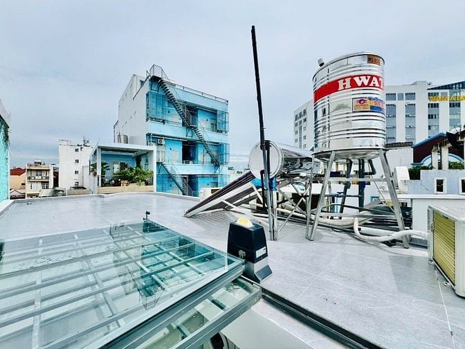 Nhà Trần Quốc Thảo 60m2 hẻm 7m ô tô ngủ trong nhà, full nội thất, SHR