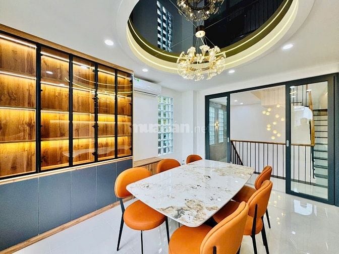 Nhà Trần Quốc Thảo 60m2 hẻm 7m ô tô ngủ trong nhà, full nội thất, SHR
