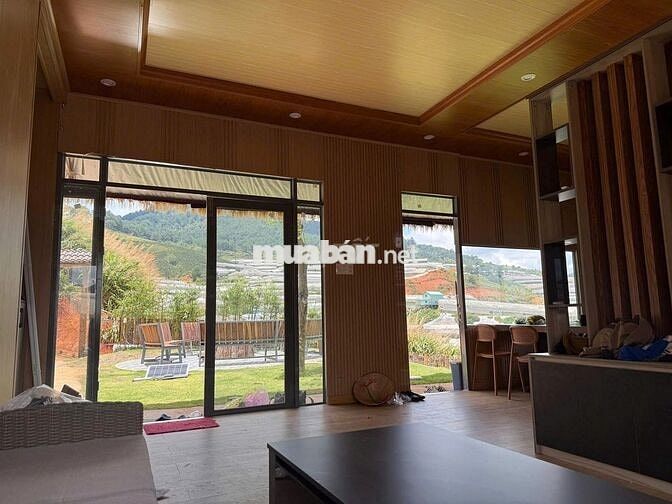 BÁN NHÀ SÂN VƯỜN 841m2 SÂN ĐẬU 5 CHIẾC Ô TÔ SỔ RIÊNG TẠI PHƯỜNG