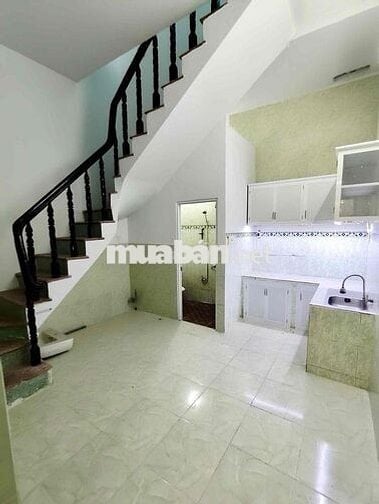 Nhà ngay Trưởng Chinh- DT:3,6x12- đúc 2 tầng - Chỉ 3.xtỷ