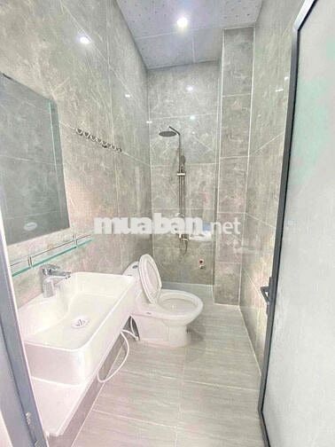 Nhà Mới 100% , Có Nội Thất - hẻm Đường Bình Trị Đông - Bình Tân