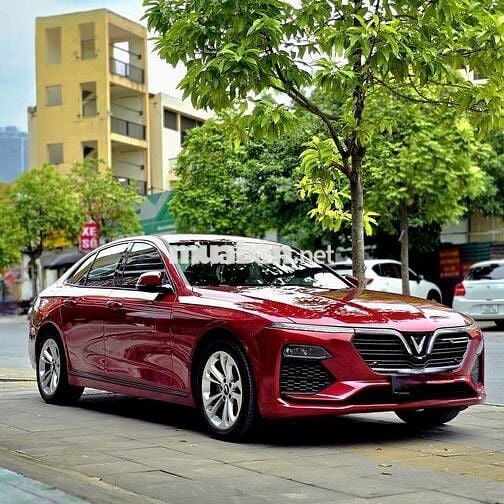 VinFast Lux A2.0 2020 2.0 AT - 5000 km