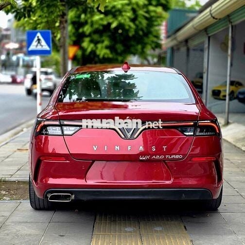 VinFast Lux A2.0 2020 2.0 AT - 5000 km