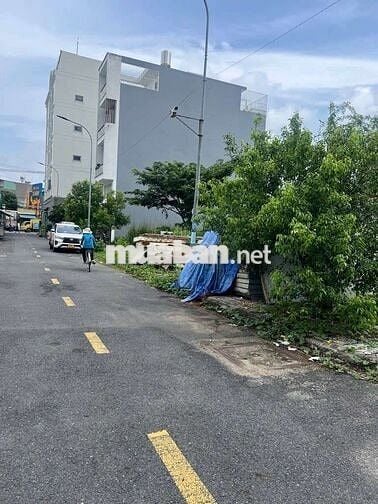 Bán đất 3 lô Hà Huy Giáp phường TL -Q12 -dt 64m2(4×16m)giá 3,9 tỷ