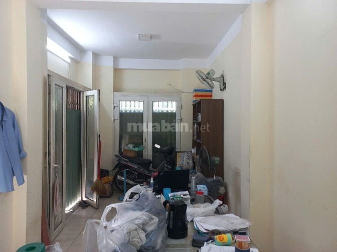 Cho thuê tầng trệt chung cư 40m2, tiện làm văn phòng, công ty, 7tr