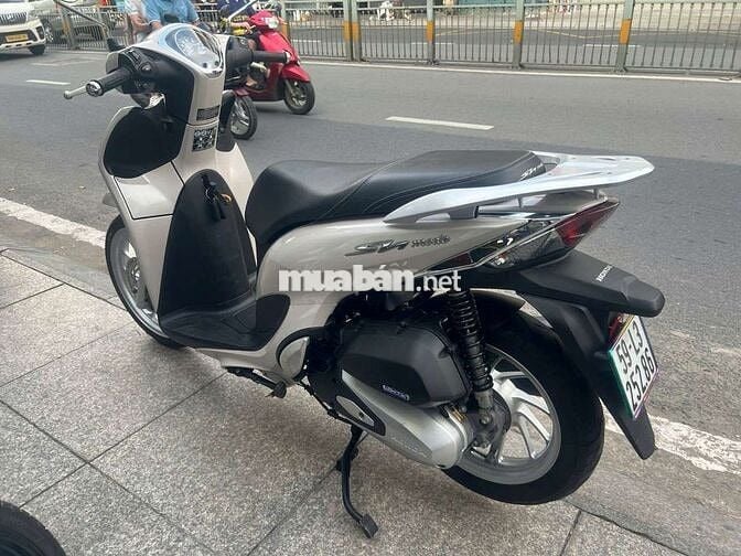 Honda SH mode 2022 mới 90% Bstp chính chủ