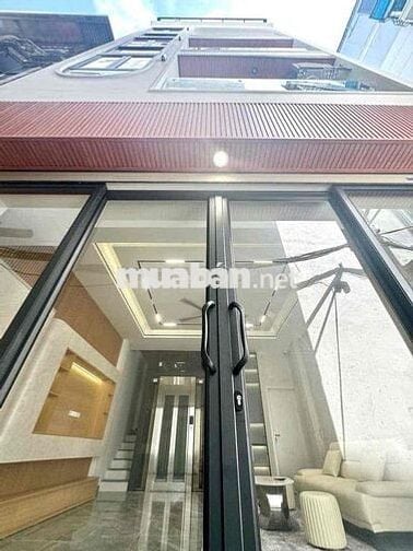 Siêu đầu tư! Văn chương, 50m -6 tầng thang máy, oto cổng, gần Hồ