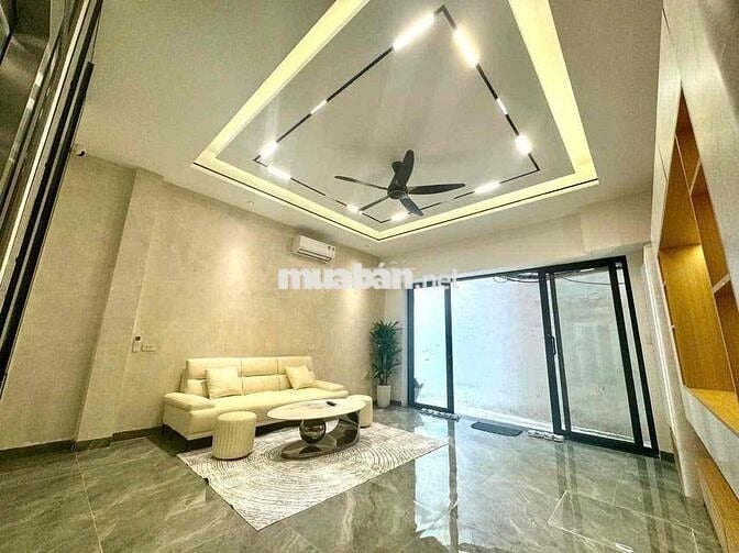 Siêu đầu tư! Văn chương, 50m -6 tầng thang máy, oto cổng, gần Hồ