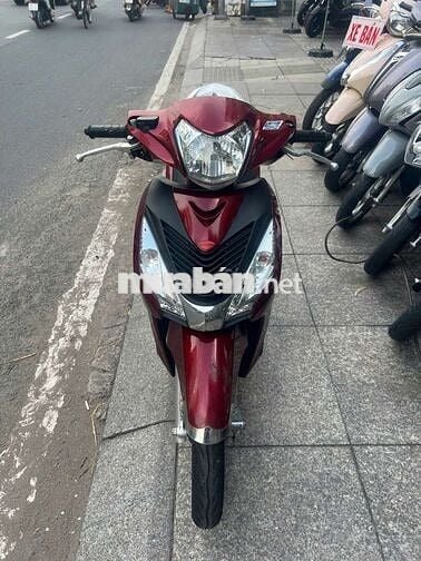 Honda vision 2017 mới 90% Bstp chính chủ