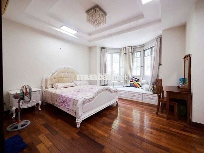 Gấp gấp bán Villa giữa lòng Bình Thạnh- 3PN- Phong Thủy tài lộc