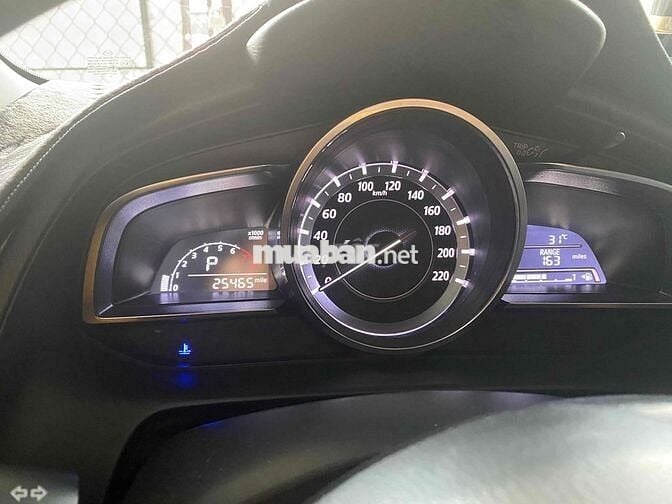 Mazda 2 2018 - 260000 km
