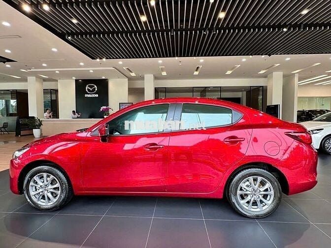 Mazda 2 2025 1.5 AT