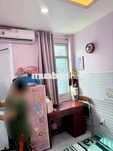 Bán Nhà Lầu Kiên Cố hẻm 330 Âu Dương Lân