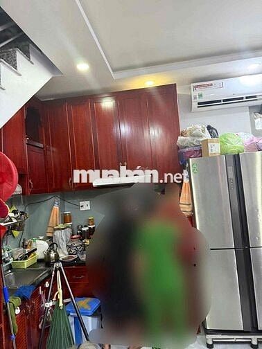 Bán Nhà Lầu Kiên Cố hẻm 330 Âu Dương Lân