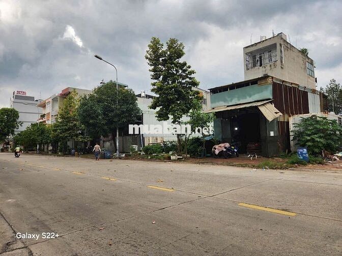 Bán Đất Đi Nước Ngoài, Đường DT 743, Dĩ An, Bình Dương