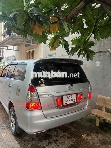 Toyota Innova 2013 E - 148679 km
