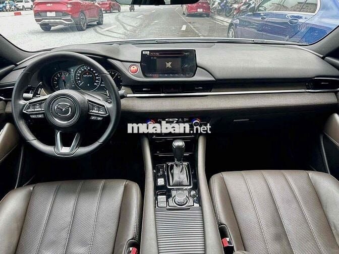 Mazda 6 2022 Signature Premium 2.5 AT - 30000 km