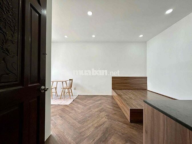 CHDV mới  Ngay UEH  đi bộ tới UeH