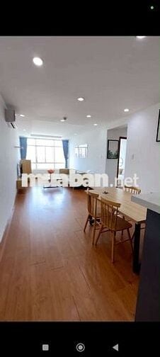 Cho thuê căn hộ Hoàng Anh Gia Lai Lakeview 2 phòng ngủ