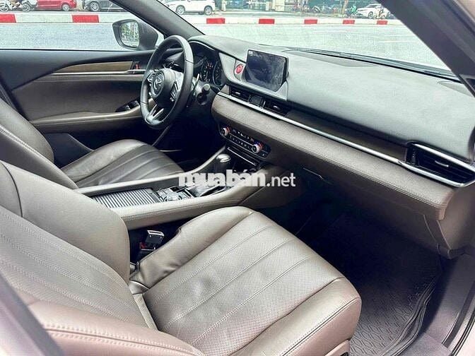 Mazda 6 2022 Signature Premium 2.5 AT - 30000 km