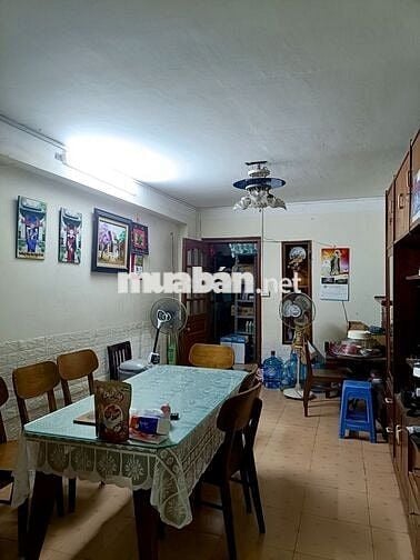 Bán nhà TT tầng 1 Chùa Bộc 120m2 vị trí đẹp trước nhà ô tô đỗ 7.6 tỷ