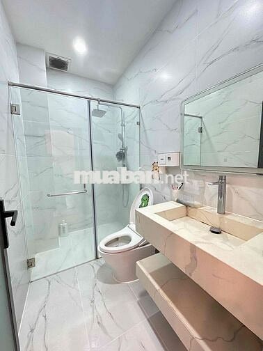 Chính chủ cần bán nhà mặt tiền 426 Nguyễn Sơn, nhà mới, full nội thất