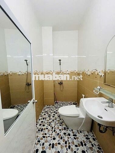 CHO THUÊ NHÀ TRỆT 2 LẦU 3PN WC TRONG KDC NAM LONG GIÁ 10TR/THÁNG