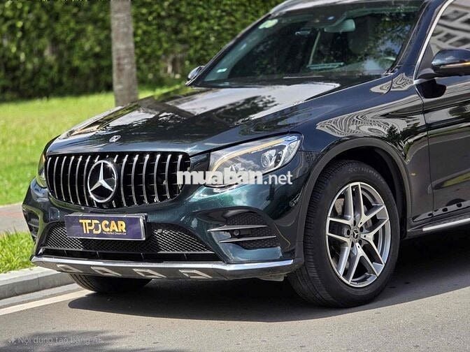 GLC 300 2019 Màu Xanh mệnh Mộc