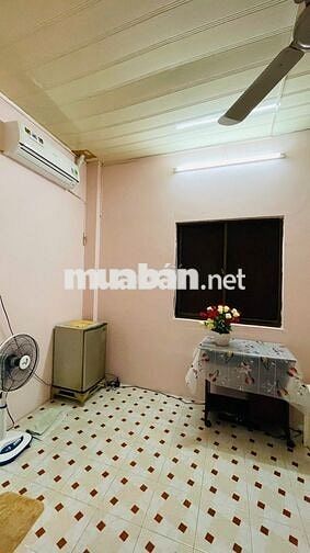 Nhà riêng cho thuê phòng bờ kè Q3 Trường Sa