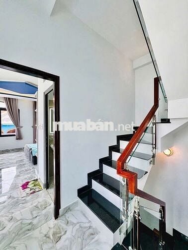 NHÀ ĐẸP VÀO Ở NGAY – Đ. Hậu Giang, Quận 6, TP.HCM, 42m²/3.2tỷ, SHR